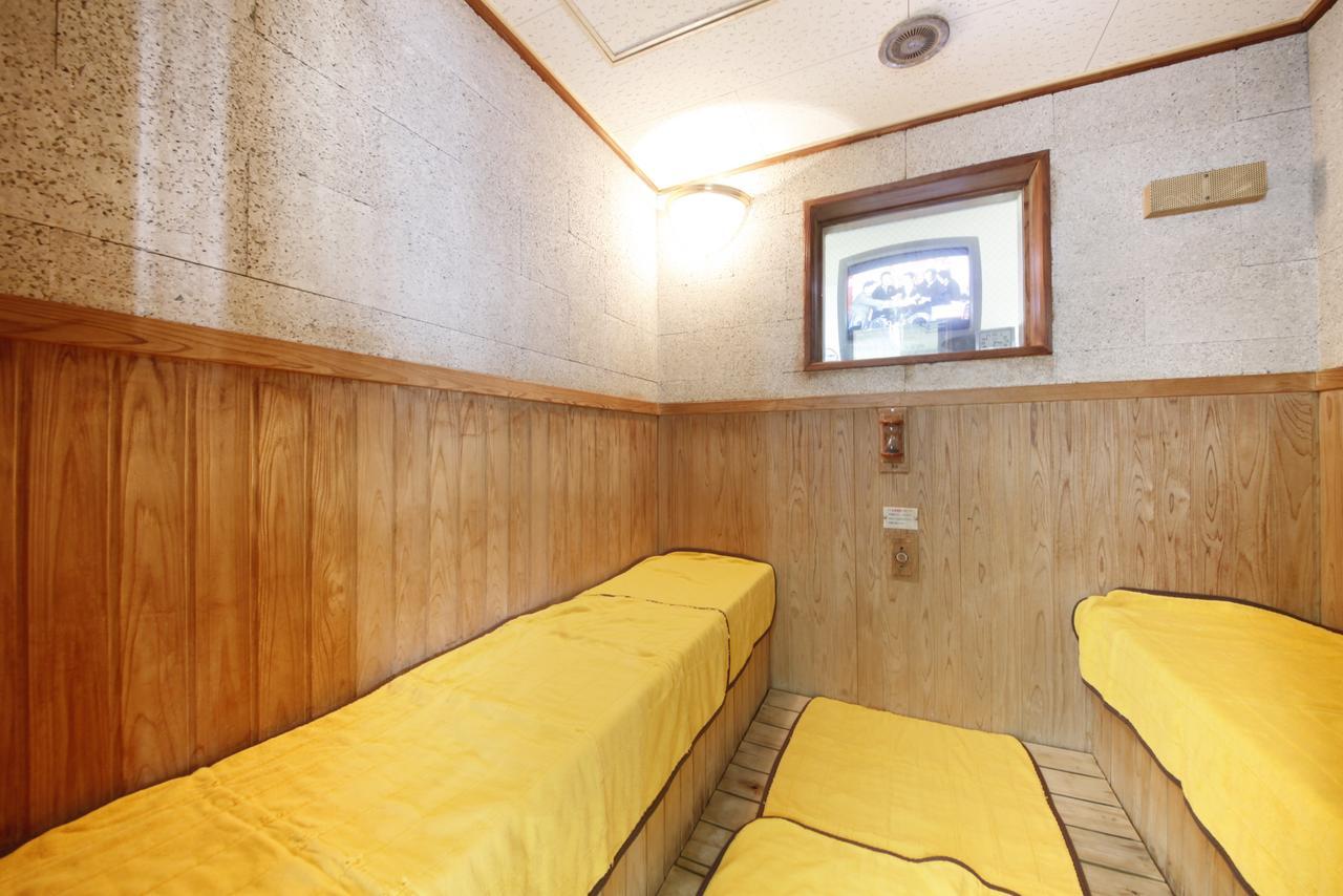 Hotel Taihei Мацуяма Экстерьер фото