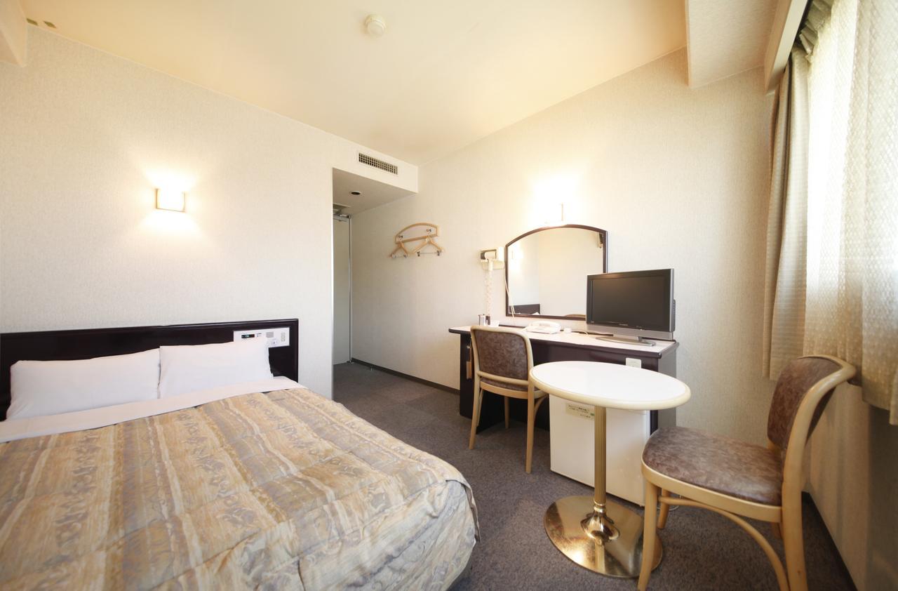 Hotel Taihei Мацуяма Экстерьер фото